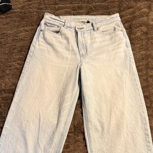 American Eagle Straight Leg Light Blue Denim Jeans